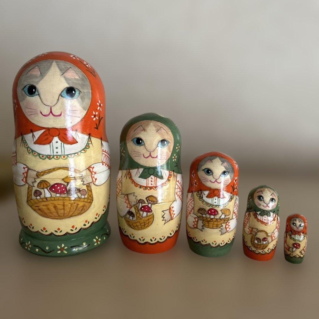 【きのこ狩り 】ねこのマトリョーシカ