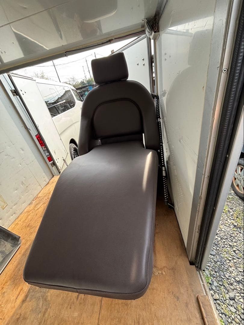 美容室シャンプー台　椅子