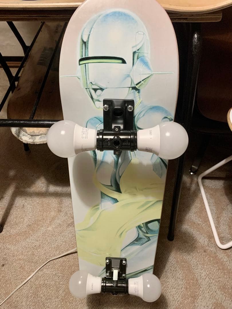 激レア　SYNC Sorayama 空山基　スケボー　間接照明　ランプ