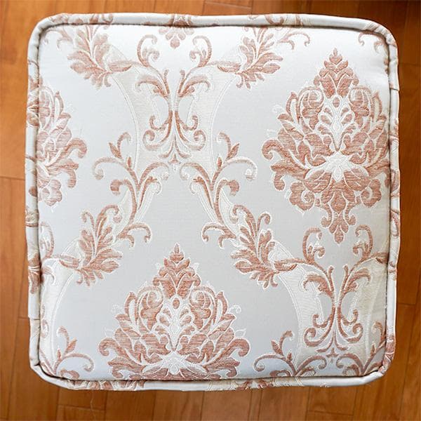 お値下げ！　タッセル付き　フラワーパターン　ファブリック　スツール　ゴールド