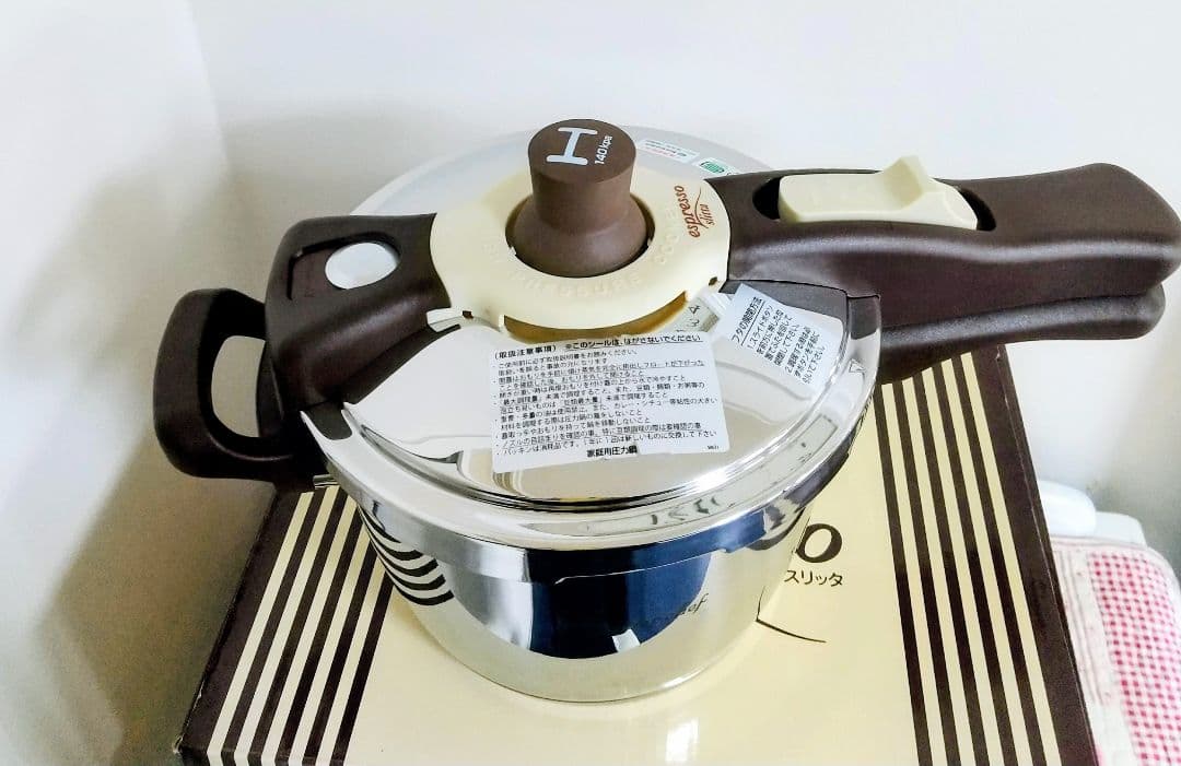 (新品未使用)ワンダーシェフ 魔法のクイック料理圧力鍋 3.0L