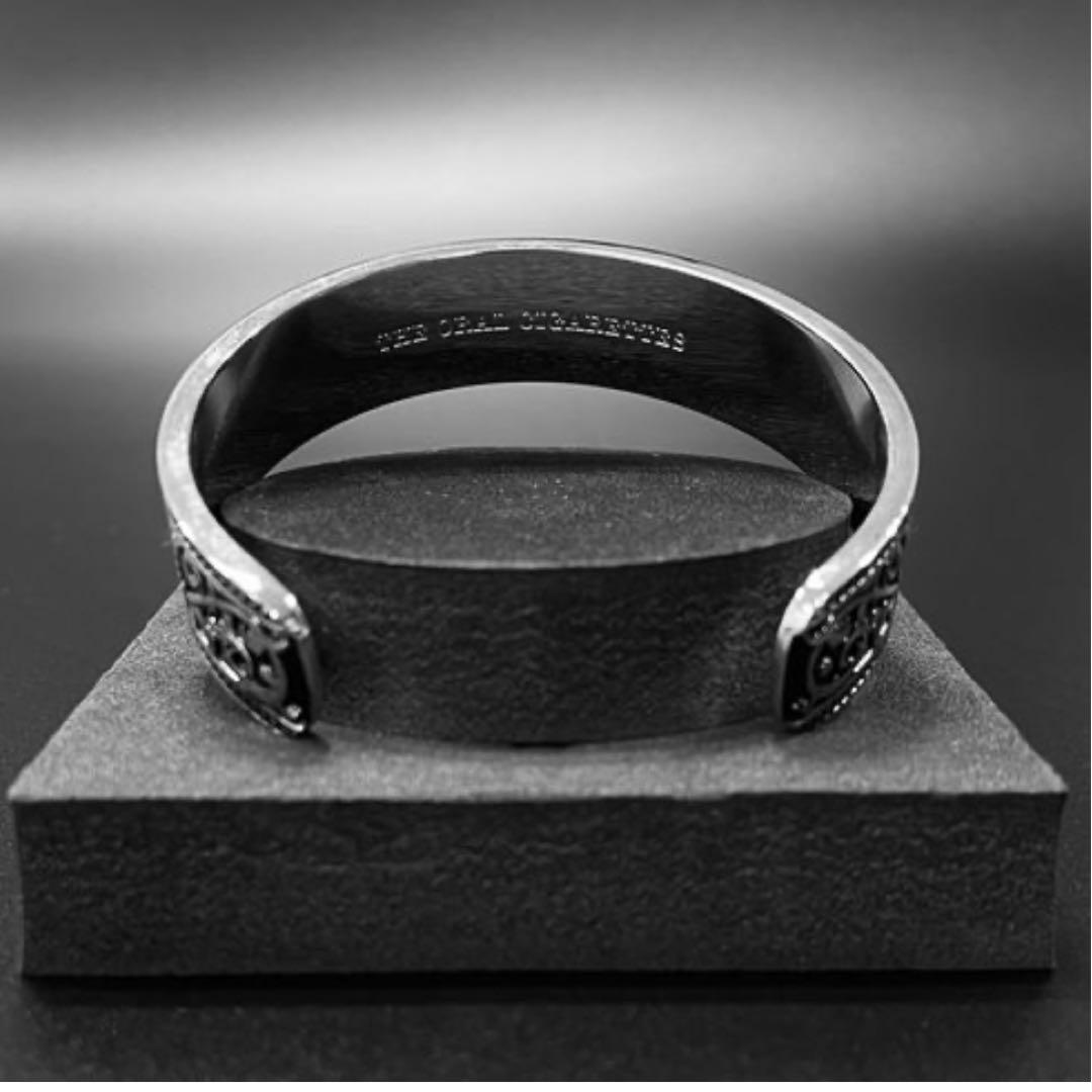 THE ORAL CIGARETTES FC限定ブレスレット - メルカリ