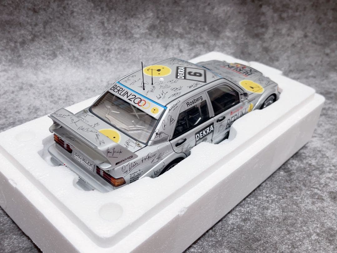 オートアート　1/18 メルセデスベンツ 190E EVO2 AMG