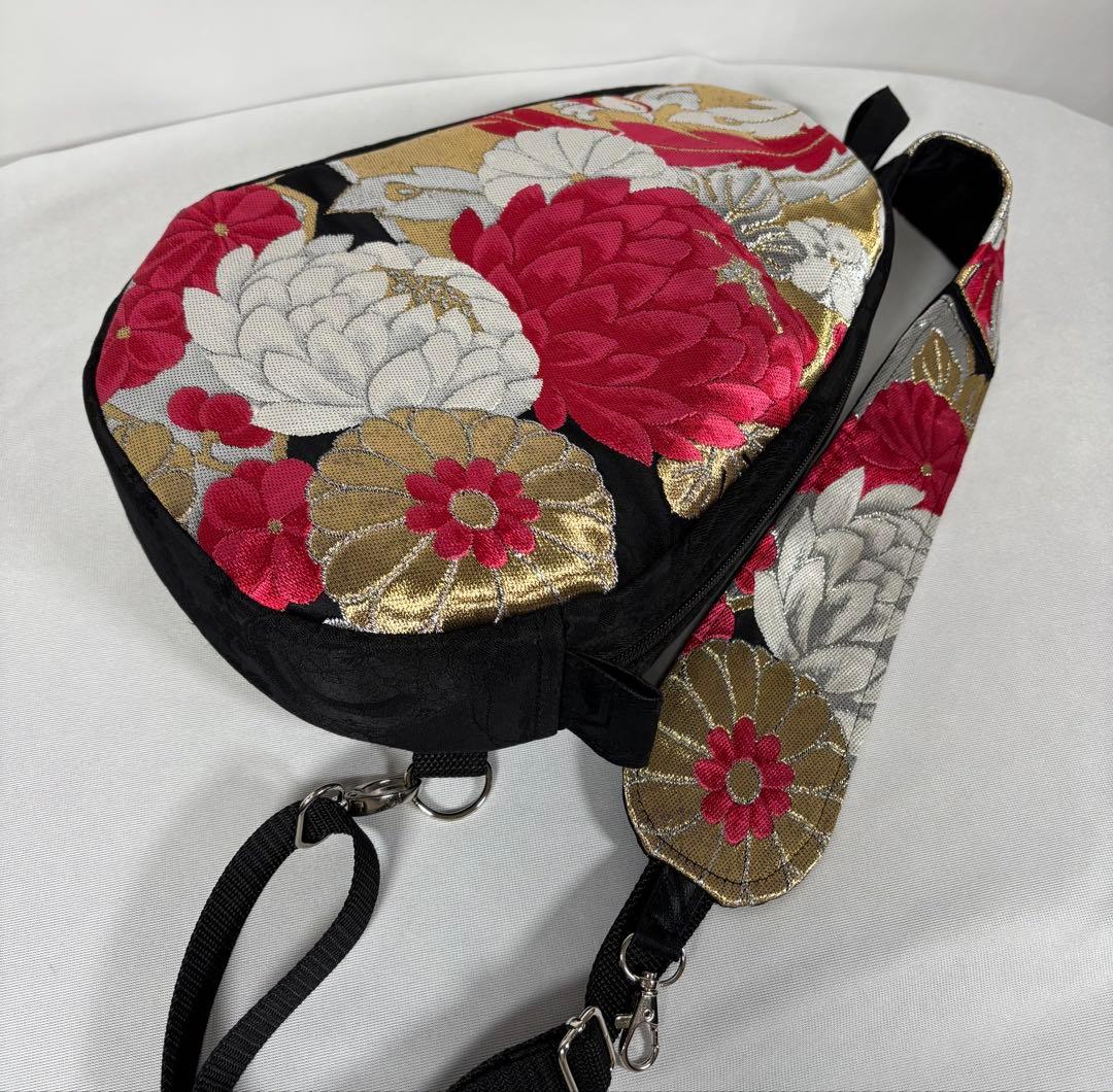 帯バッグリメイク　777番ボディバッグ　赤金銀鳳凰