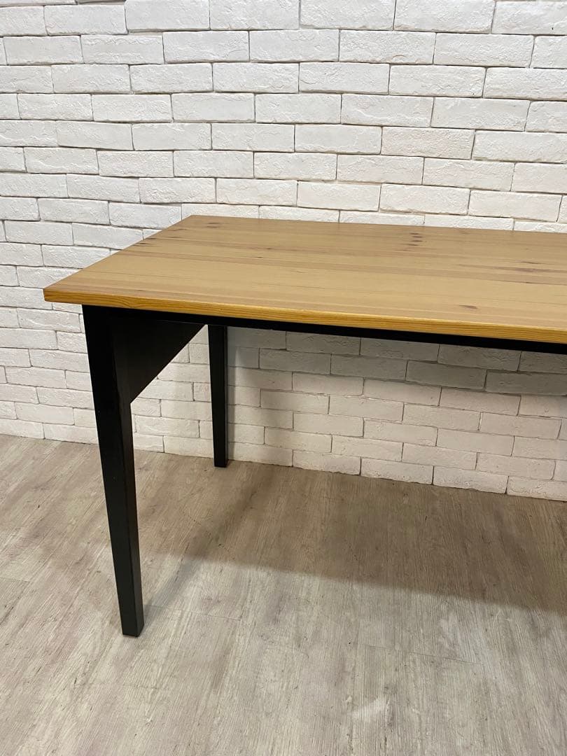 【東京都23区配送無料】定価4万円　イケア　デスク　140cm 書斎　勉強　机