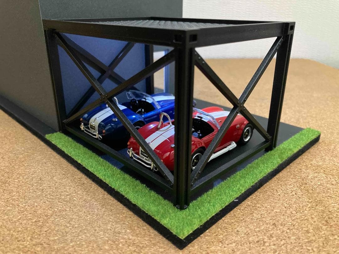 ミニカー用ジオラマ：1/43 ショールーム＆ガレージⅢ（ダークグレー）外構仕上げ