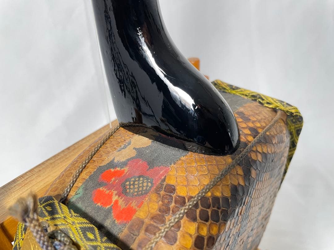 沖縄三線 蛇皮 強化張り・二重張り