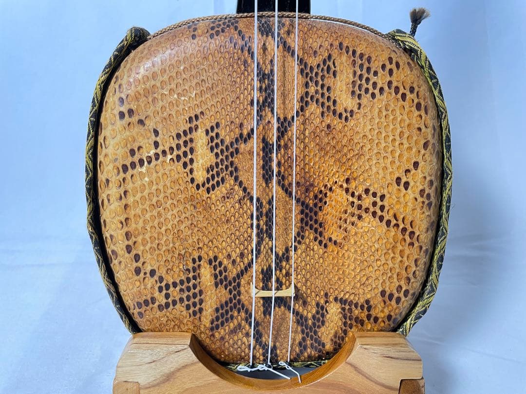沖縄三線 蛇皮 強化張り・二重張り