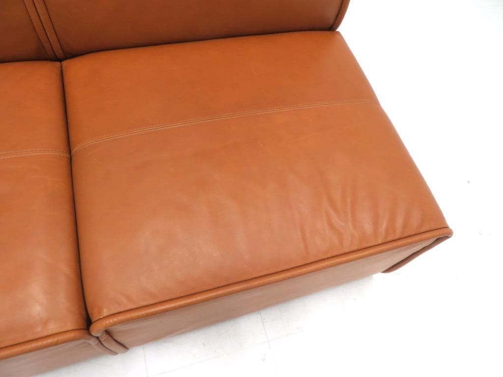 展示品　ボーコンセプト　総本革　レザー　グロッソ　2人掛けソファ　ラブソファ