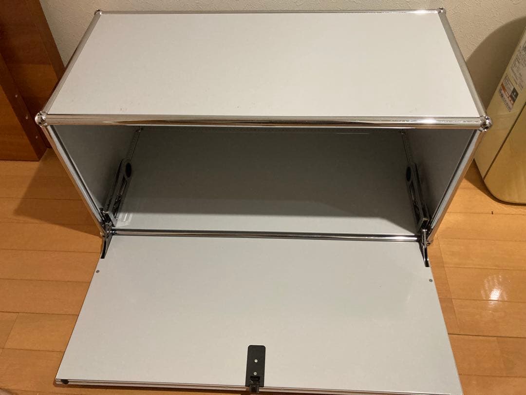 USM ハラー システム ドロップダウンドア テレビボード ライトグレー