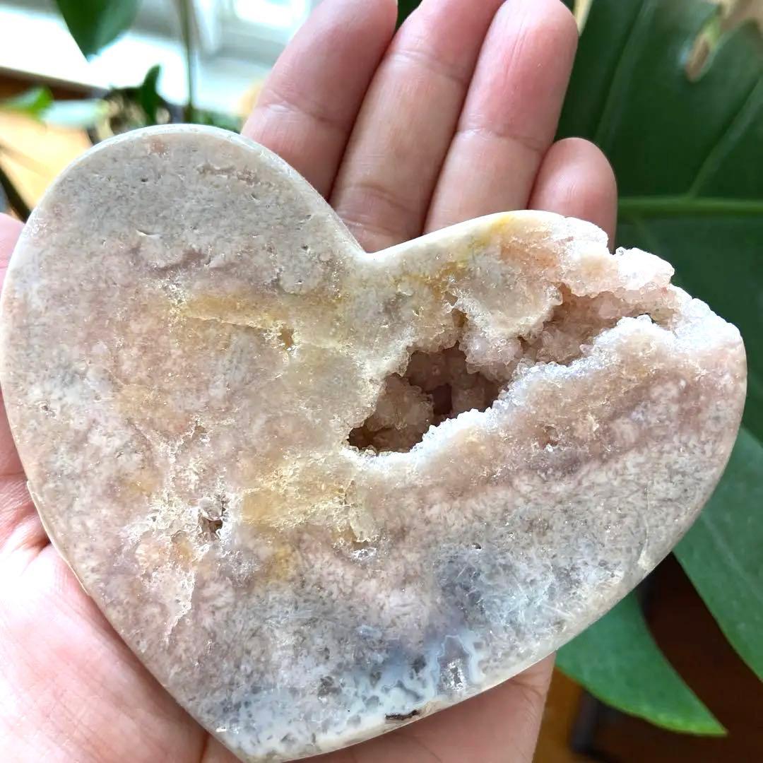 ブラジル産　ピンクアメジスト　ハート　スタンド付き