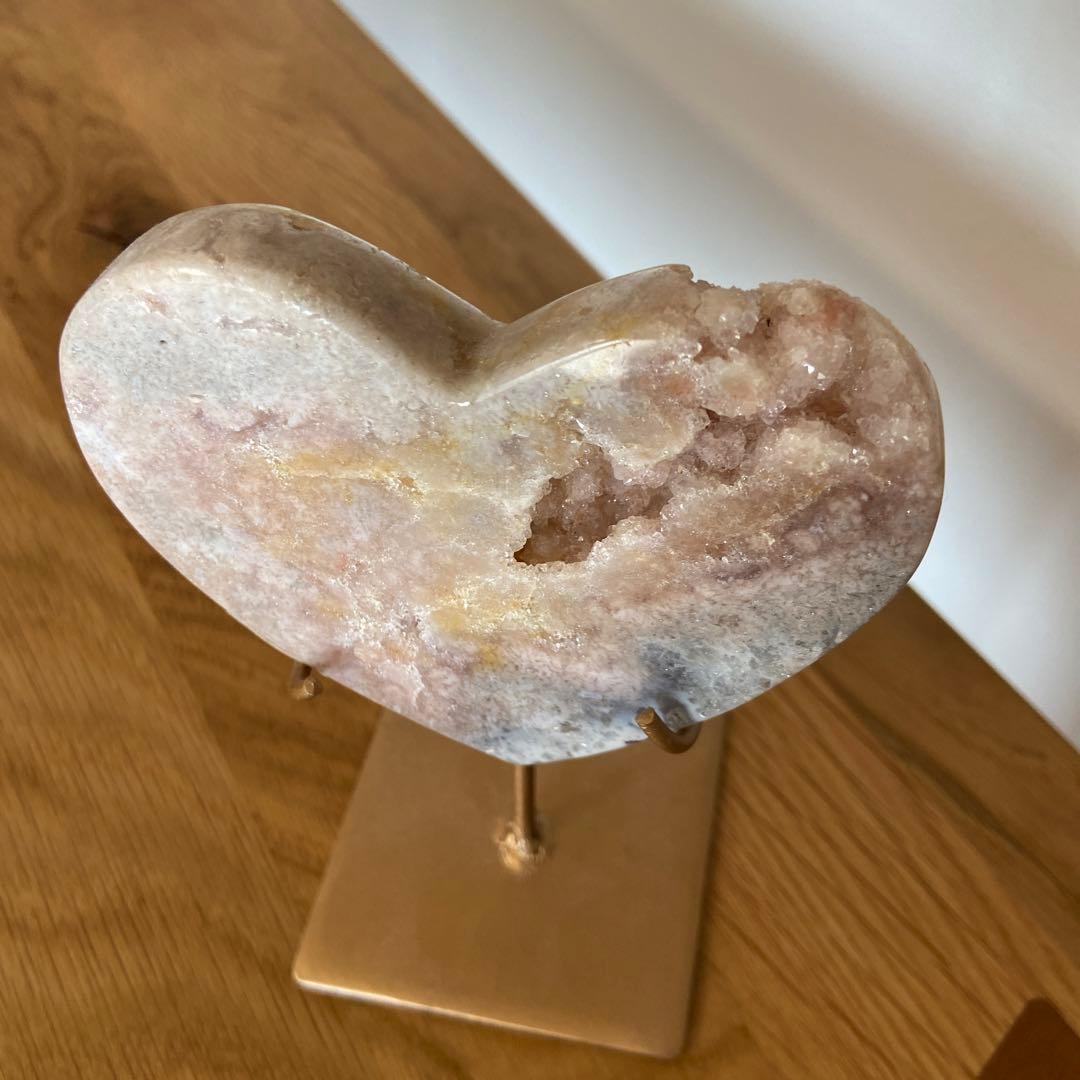 ブラジル産　ピンクアメジスト　ハート　スタンド付き
