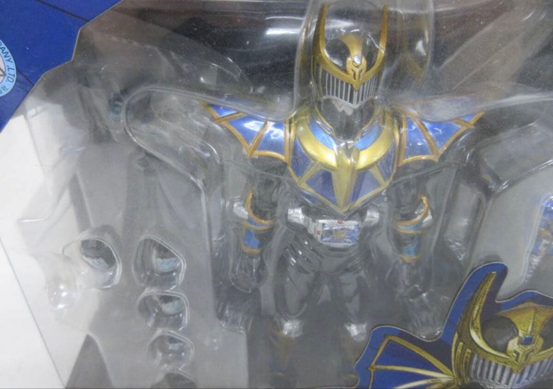 未開封 フィギュア S.H.Figuarts 仮面ライダーナイトサバイブ