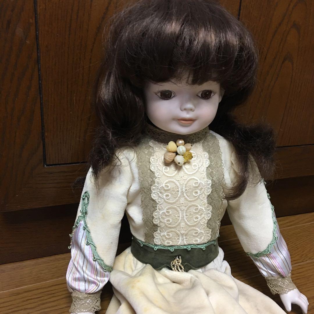 西ドイツ製　ヒルデストラホヴィッツ製ビスクドール