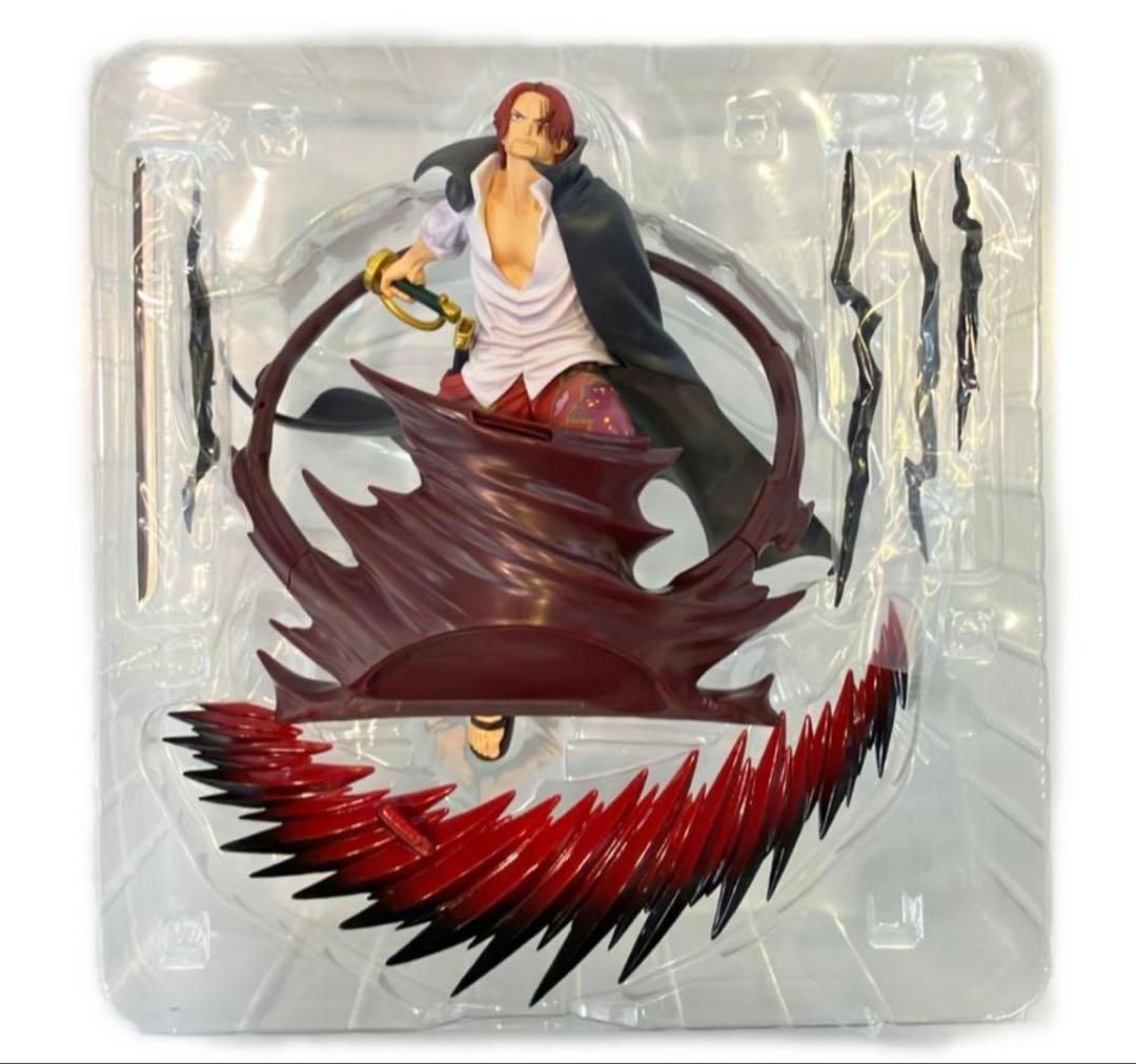 ワンピースシャンクス 神避 C賞、ロロノア・ゾロ一番くじ B賞未開封品