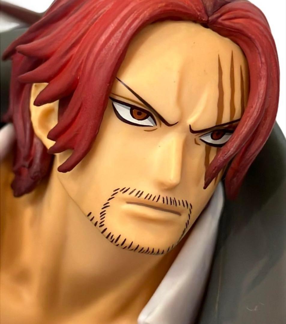 ワンピースシャンクス 神避 C賞、ロロノア・ゾロ一番くじ B賞未開封品