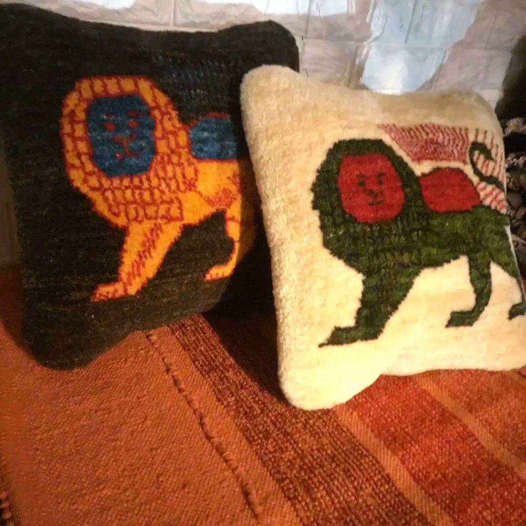 ライオンギャッベクッション 手織り イラン シラーズ 草木染