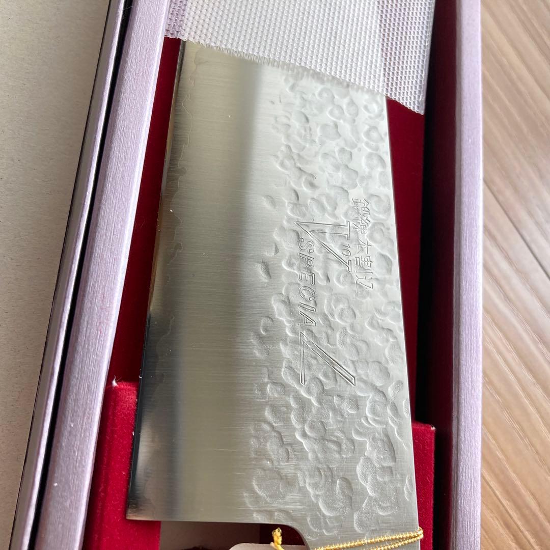 高村作 スペシャル鎚目　鍛錬本割込　六三郎作　VG10 三徳包丁