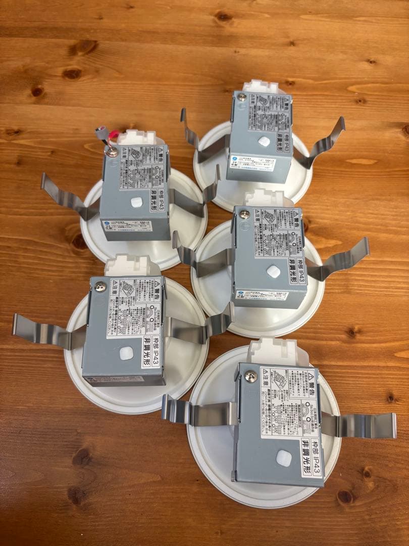 【バラ売も可能！】DAIKO DDL-6102 AW LED ダウンライト