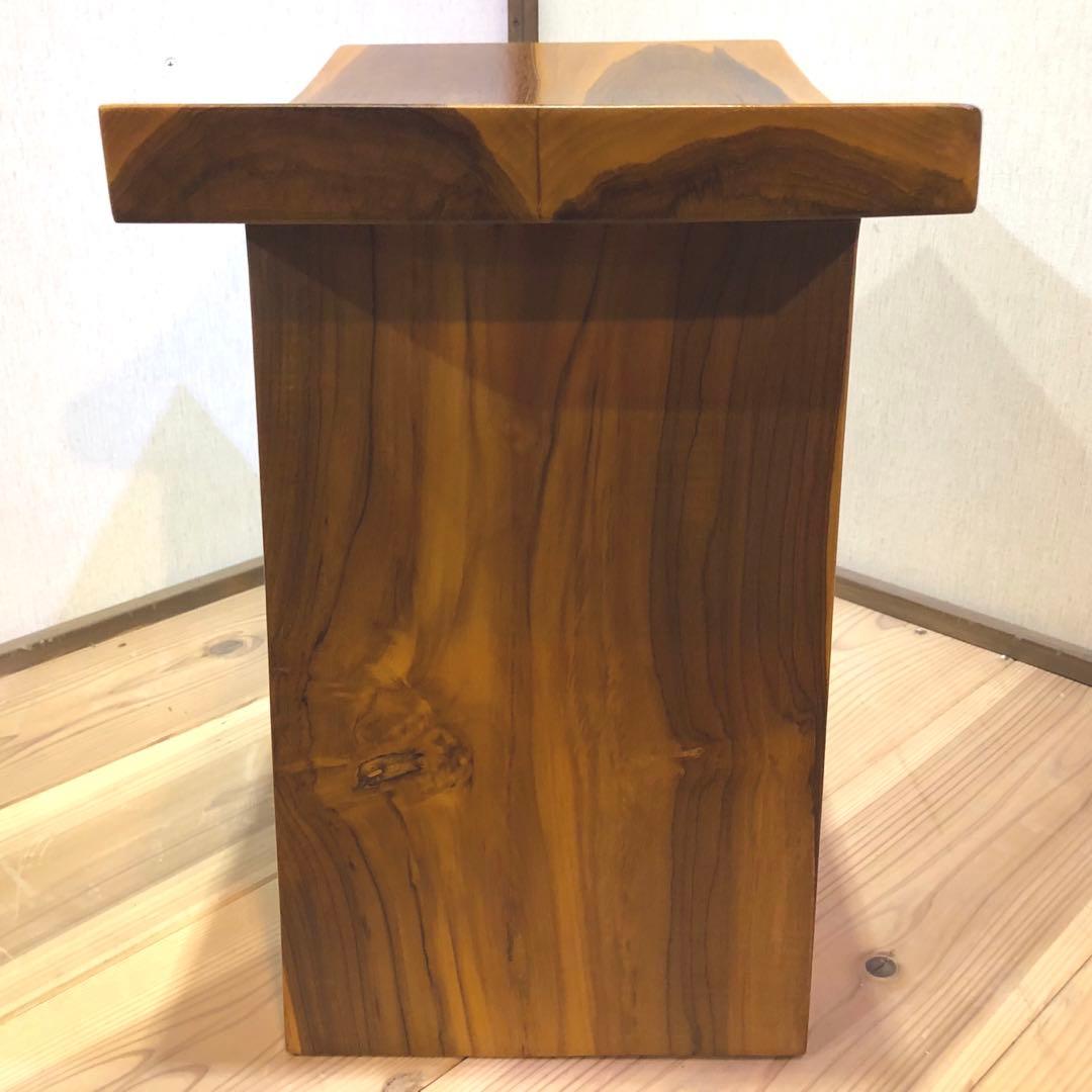 ずっしりとしたチーク材のスツール ナチュラルカラー 腰掛 椅子 チーク無垢材