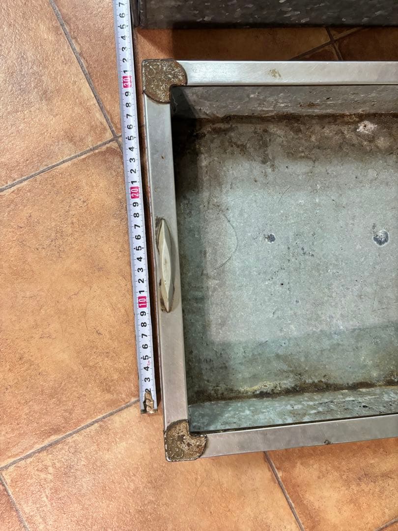 レトロ　お菓子ケース　ブリキ　一つ　ガラス一枚無し