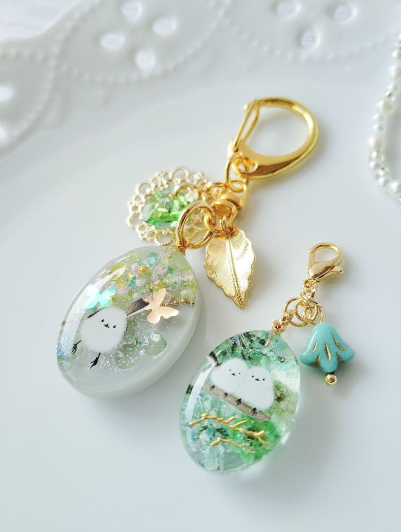 〈２点セット・くすみミント〉シマエナガのバッグチャーム＆ミニチャーム