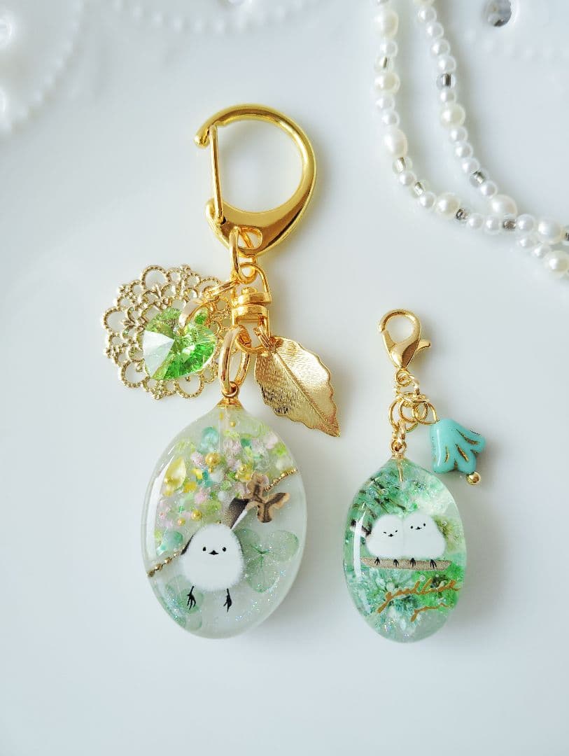 〈２点セット・くすみミント〉シマエナガのバッグチャーム＆ミニチャーム