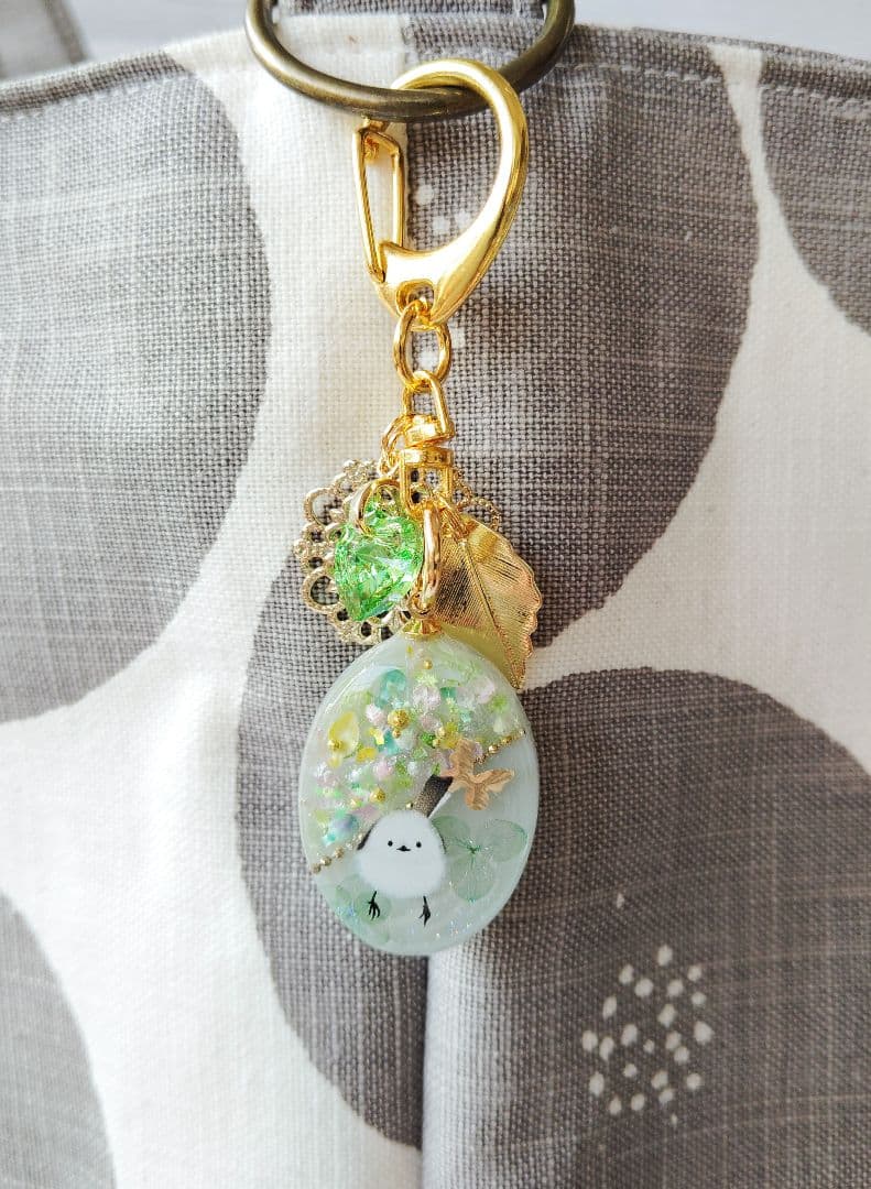 〈２点セット・くすみミント〉シマエナガのバッグチャーム＆ミニチャーム