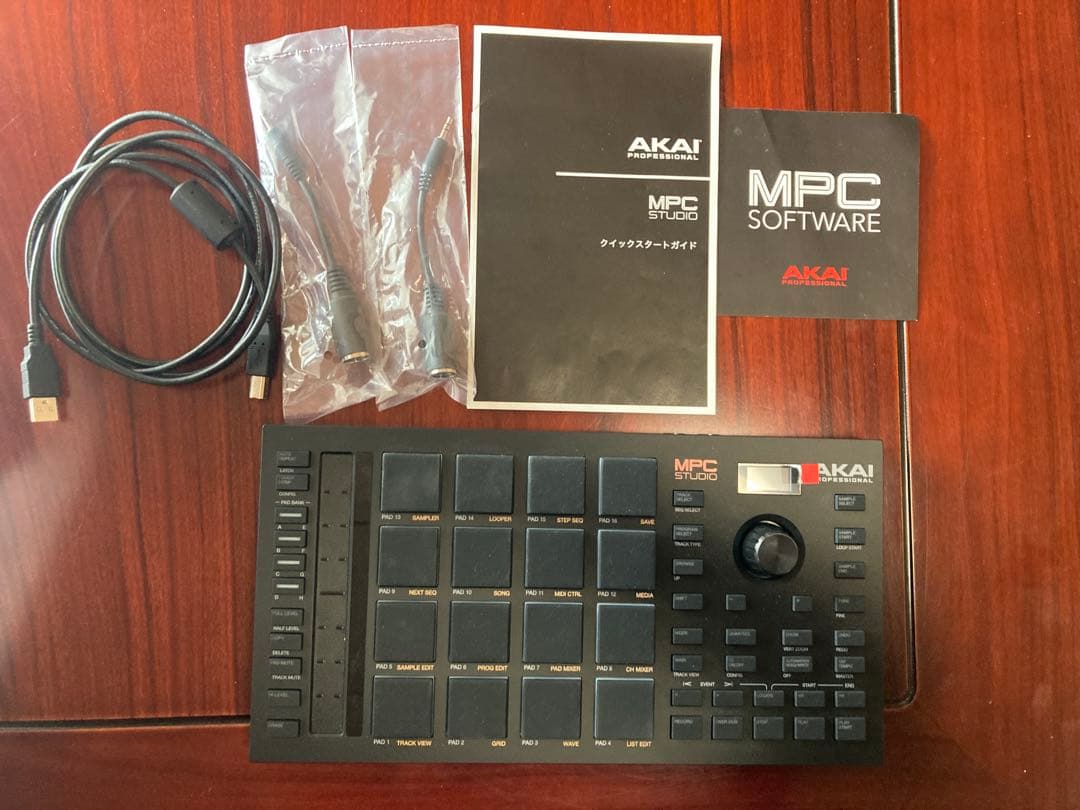 AKAI MPC Studio 箱あり　未使用