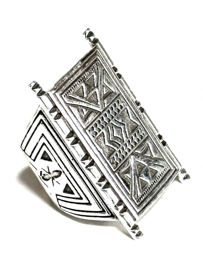 ハンドメイド　シルバー　リング