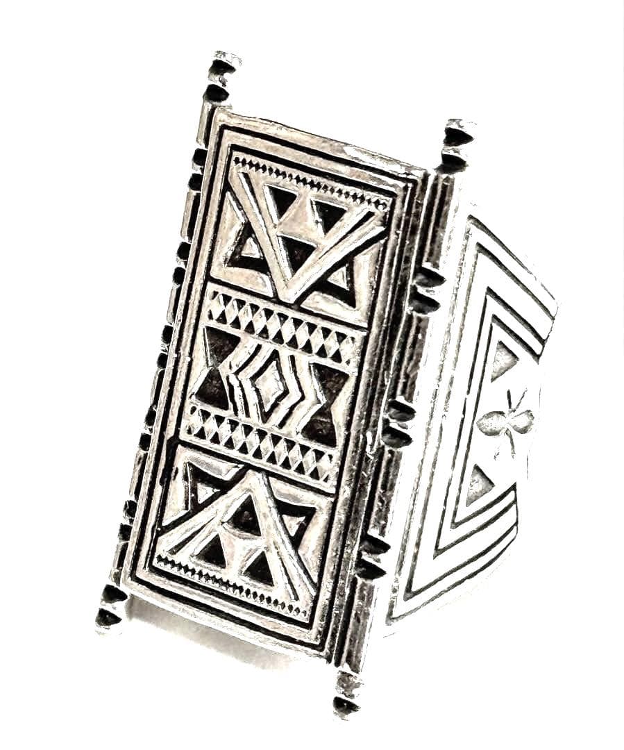 ハンドメイド　シルバー　リング