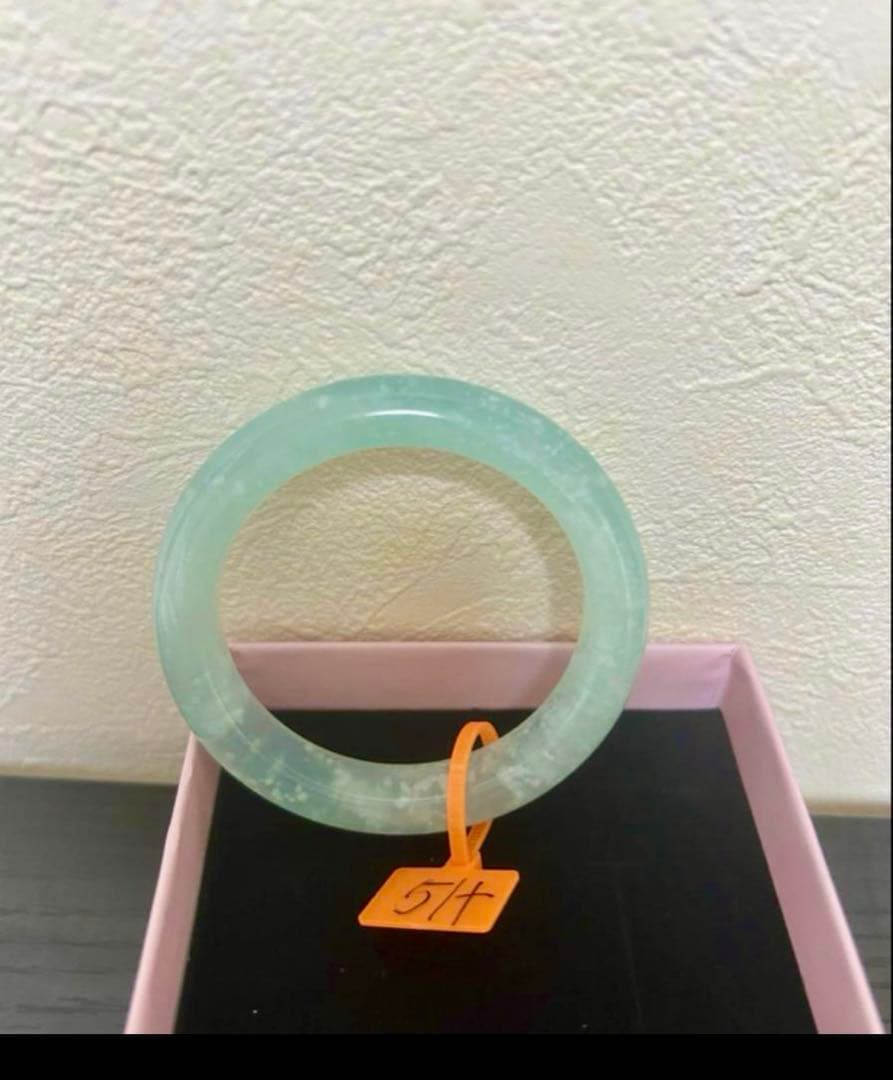 極上品 翡翠軟玉ネフライト 遼寧省岫岩县産中国四大名玉岫玉バングル腕輪岫玉天青凍