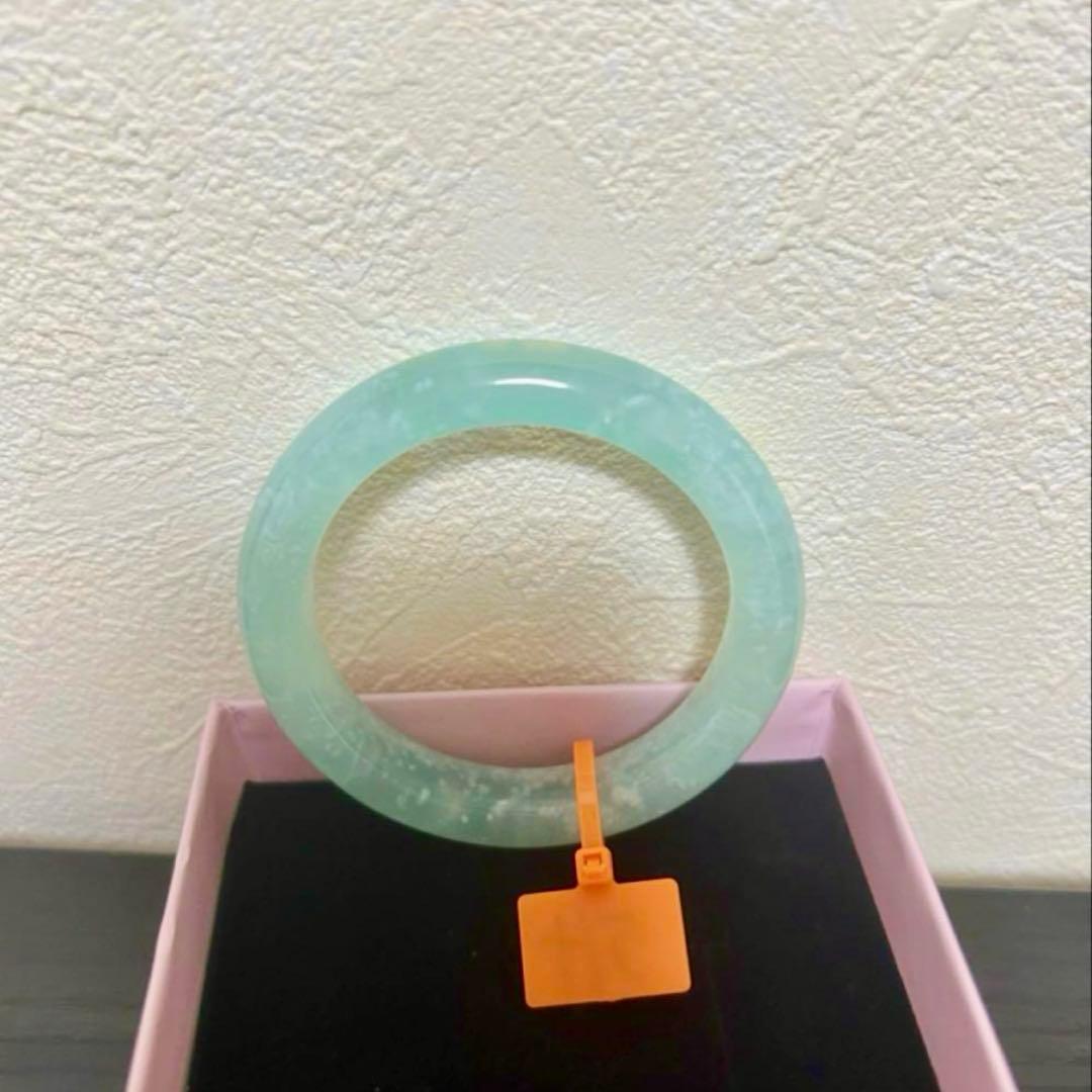 極上品 翡翠軟玉ネフライト 遼寧省岫岩县産中国四大名玉岫玉バングル腕輪岫玉天青凍