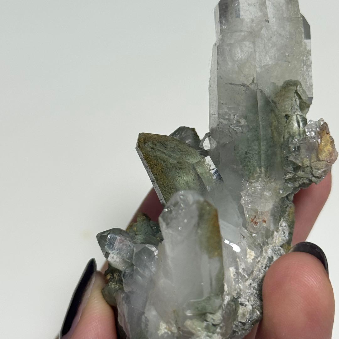 ヒマラヤ水晶　ガーデンクォーツ　原石　69.5g NO.173