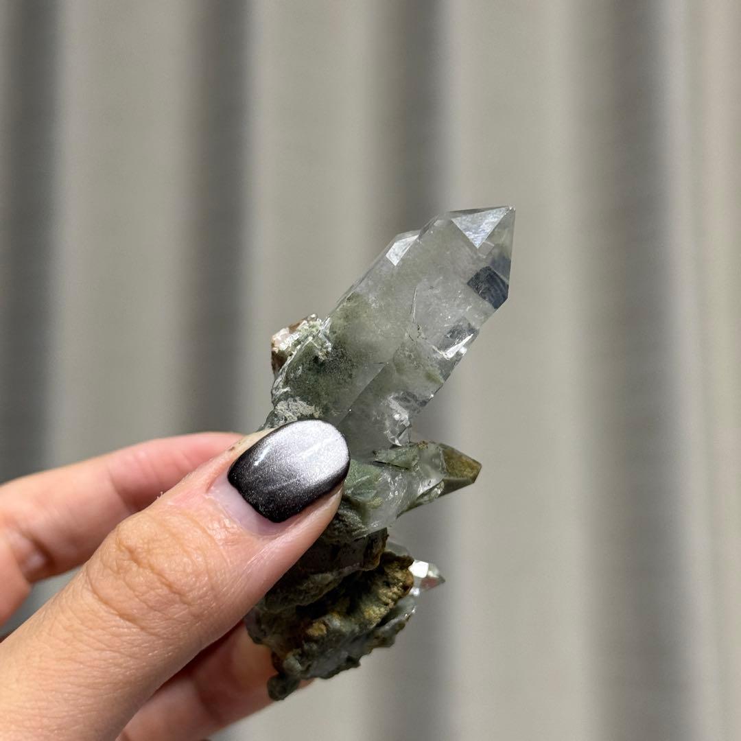 ヒマラヤ水晶　ガーデンクォーツ　原石　69.5g NO.173