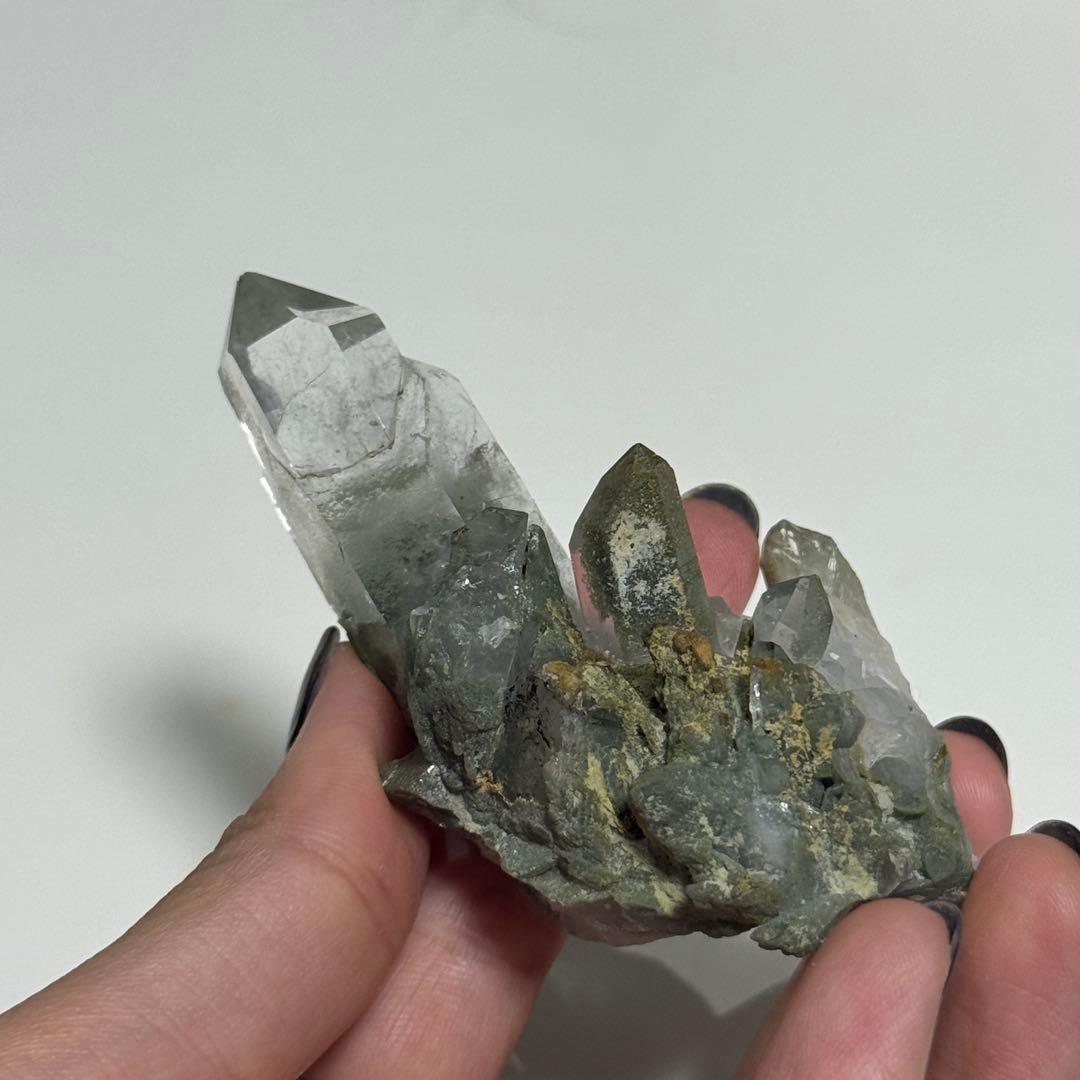 ヒマラヤ水晶　ガーデンクォーツ　原石　69.5g NO.173