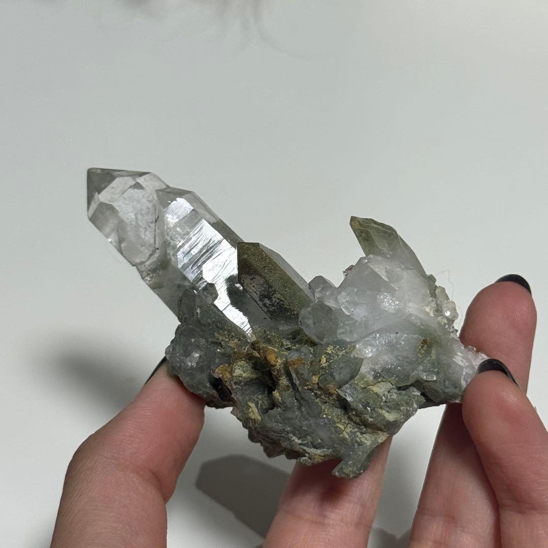 ヒマラヤ水晶　ガーデンクォーツ　原石　69.5g NO.173