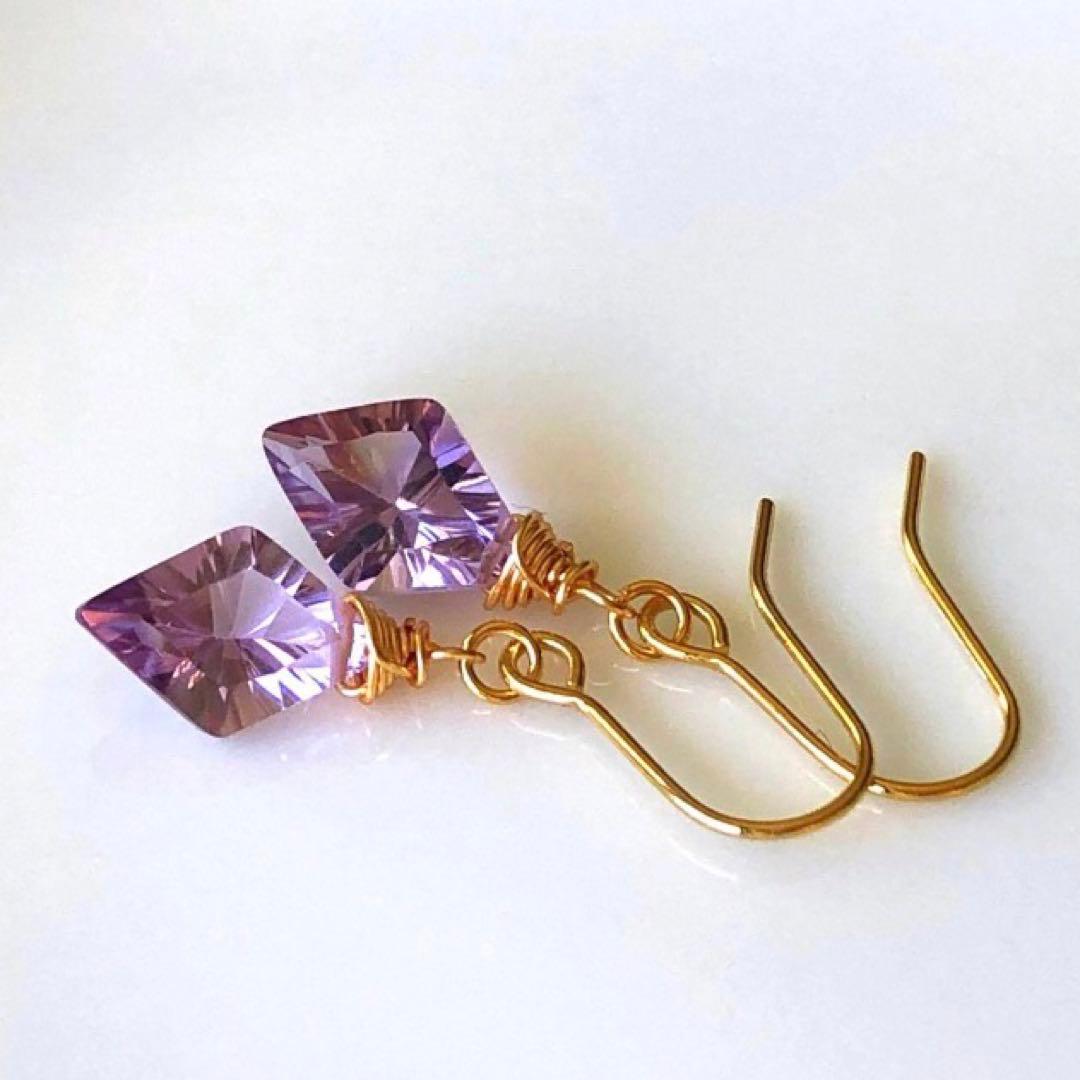 天然石☆極上ラベンダーアメジストダイヤコンケーブカットのピアス