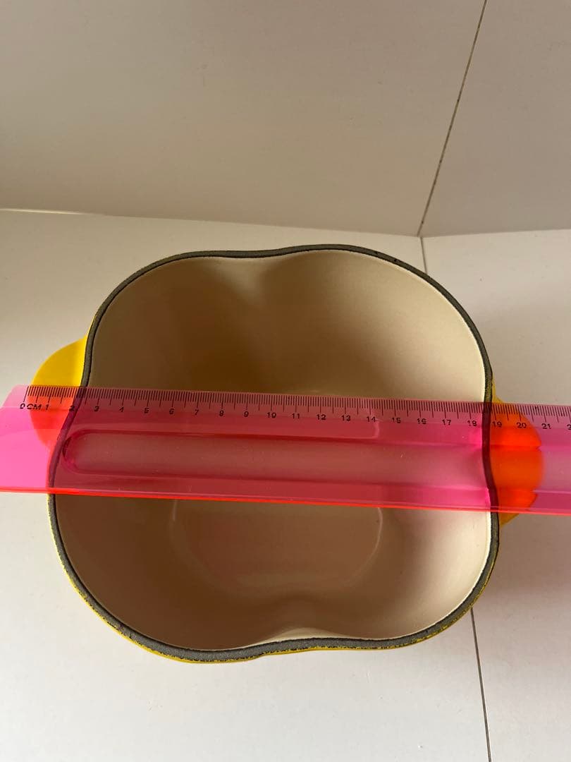 廃盤 ルクルーゼ ココットピーマン イエロー - メルカリ