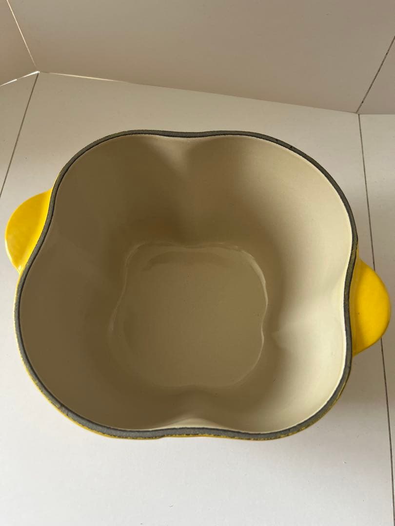 廃盤 ルクルーゼ ココットピーマン イエロー - メルカリ