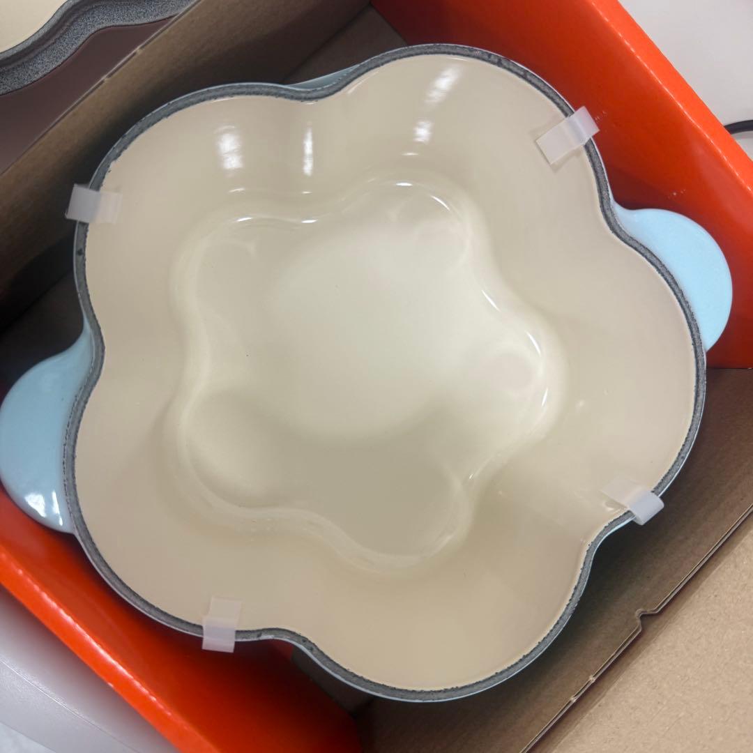 【匿名発送】ル クルーゼ ココット フルール ピュリストブルー 20cm