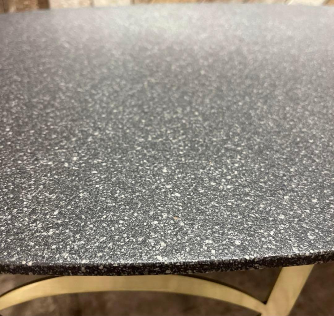 モデルルーム展示品・高級センターテーブル　石、金属