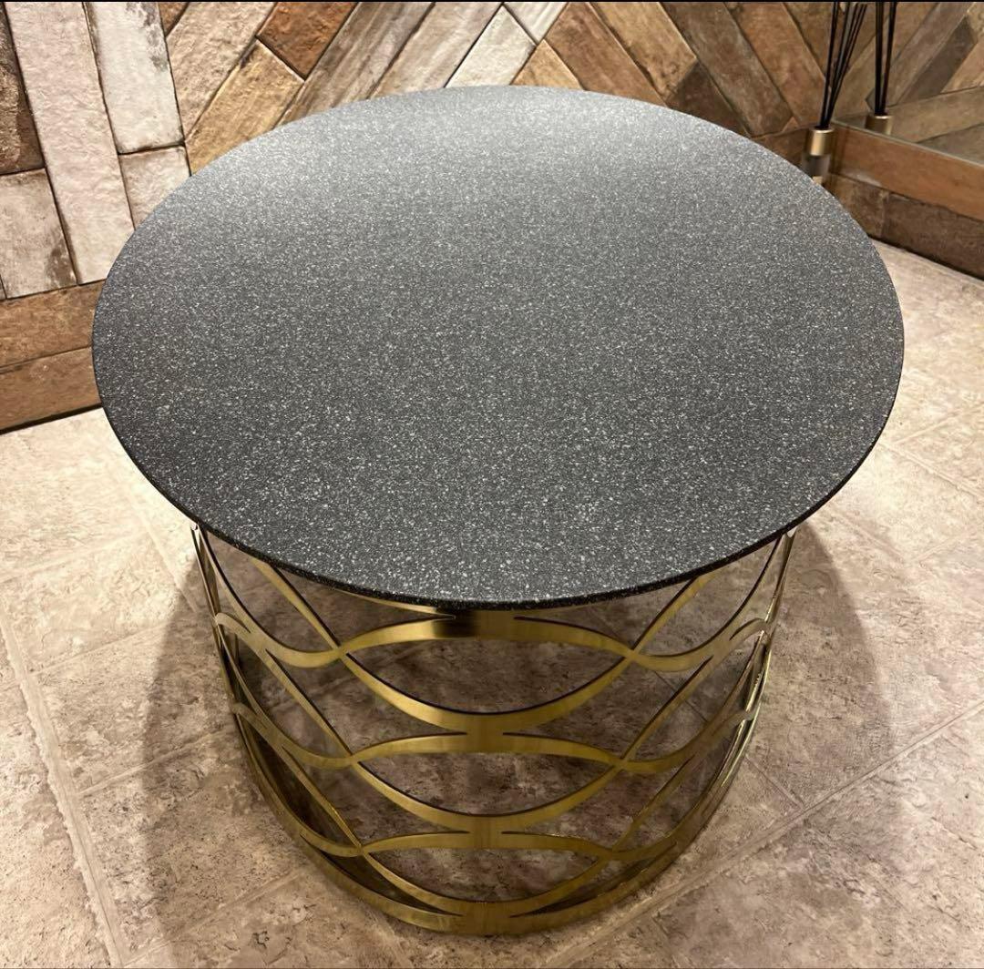 モデルルーム展示品・高級センターテーブル　石、金属
