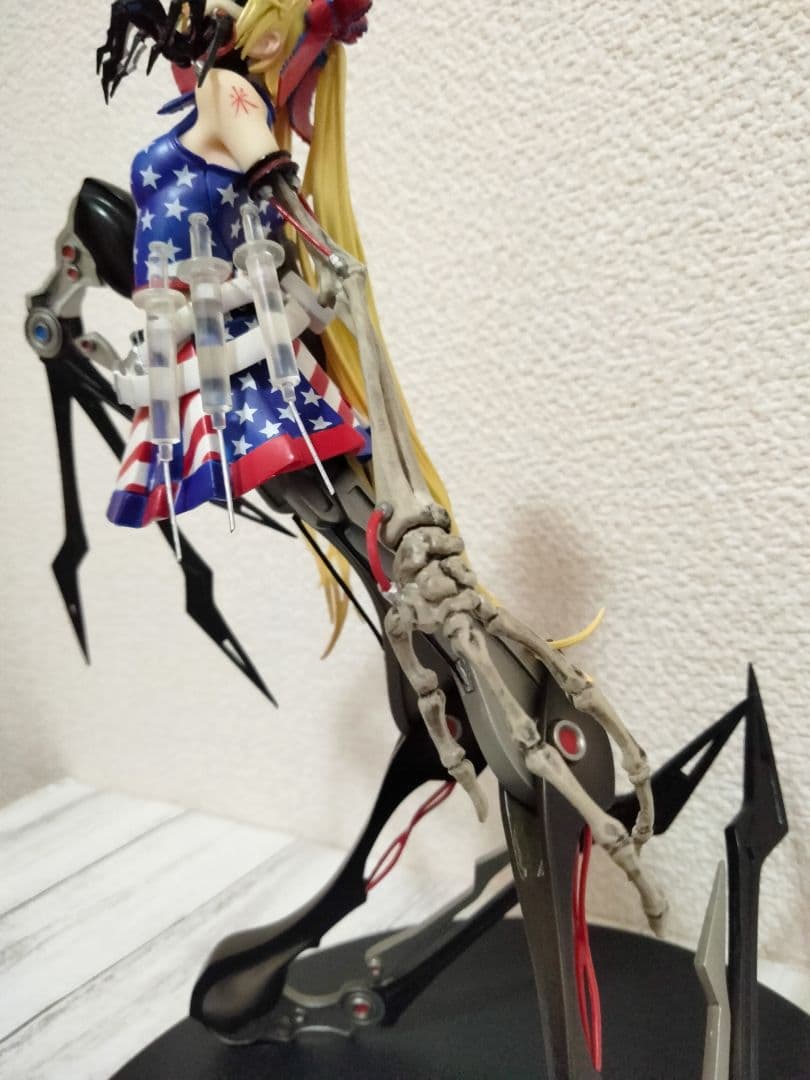 骸音シーエ　ストレンジブルー　フィギュア