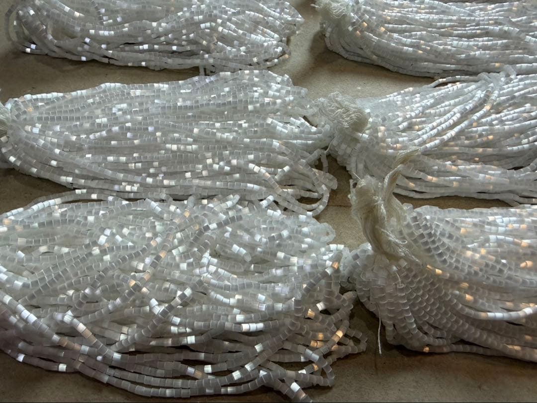 希少　国産　ビーズ　糸　通し　no.28 27