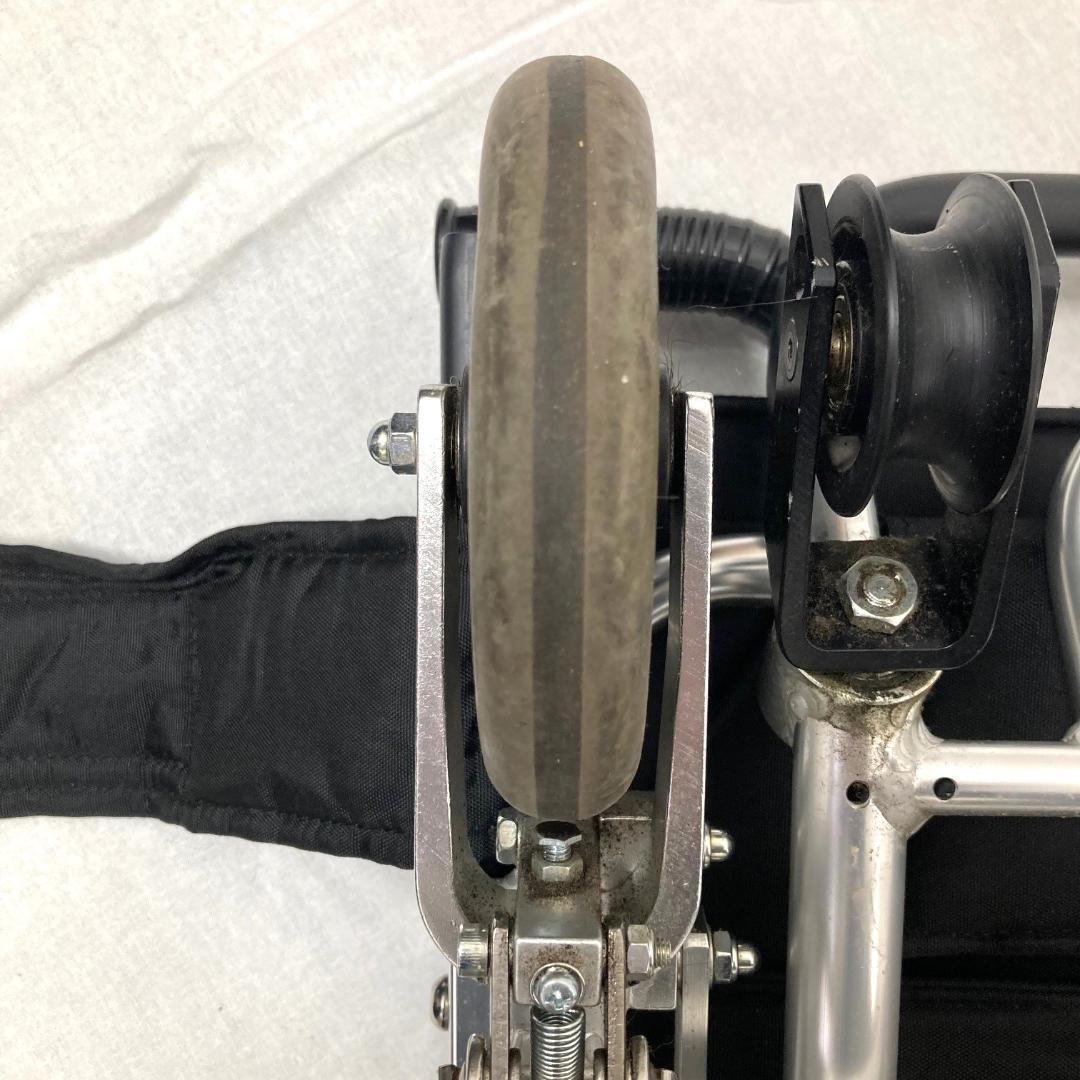 日進医療器　携帯型介助用簡易車いす　NAH-207　ブラック