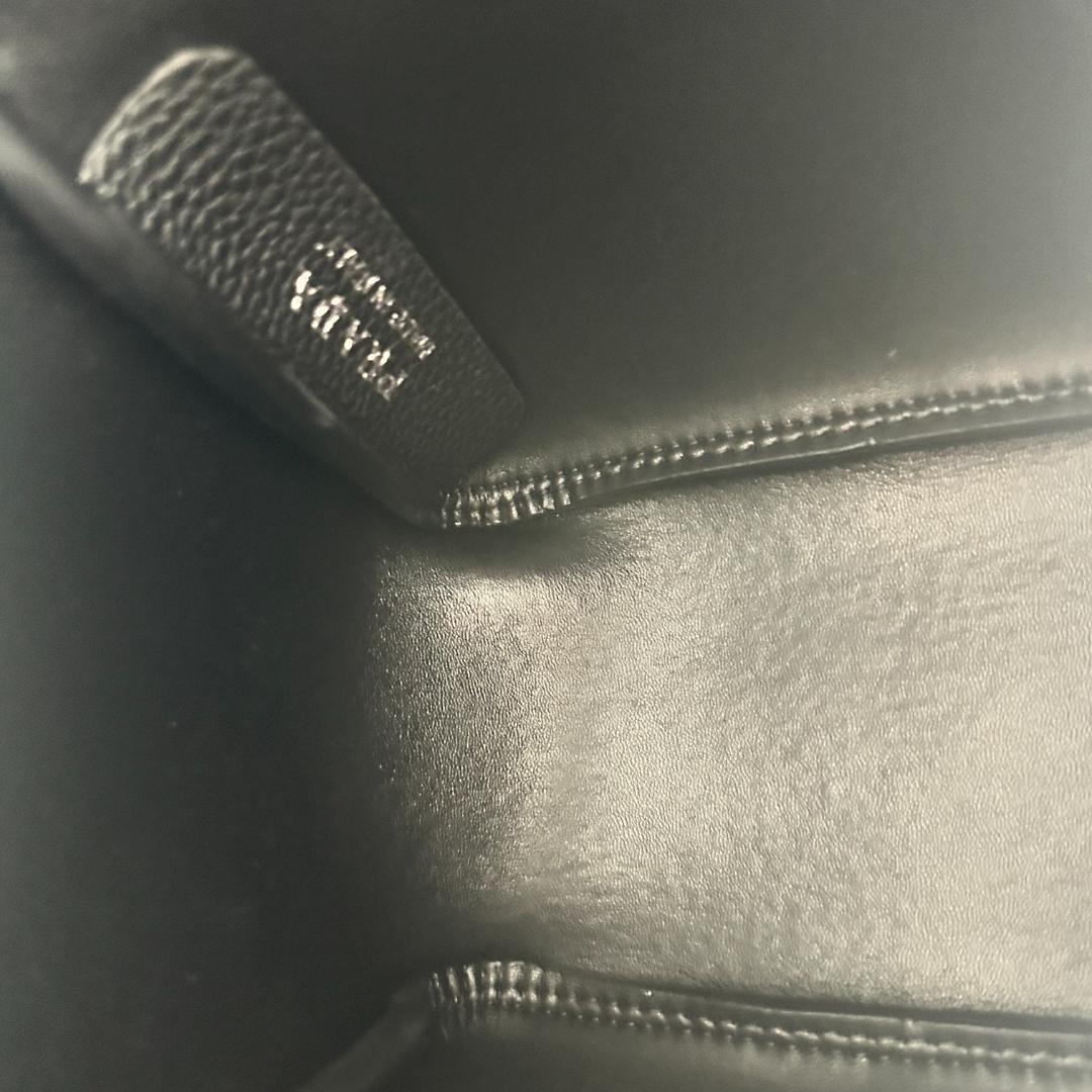 大人気！レザー　ハンドバッグ　ブラック