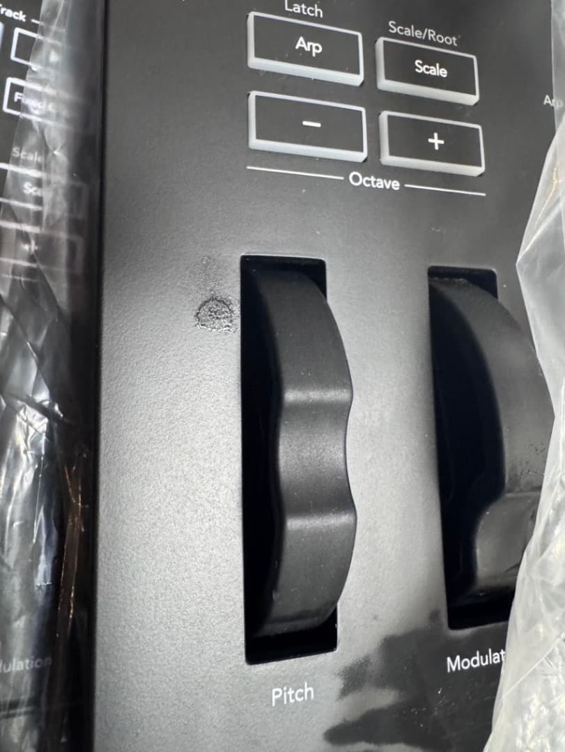 Novation Launchkey 61 mk3 MIDIキーボード