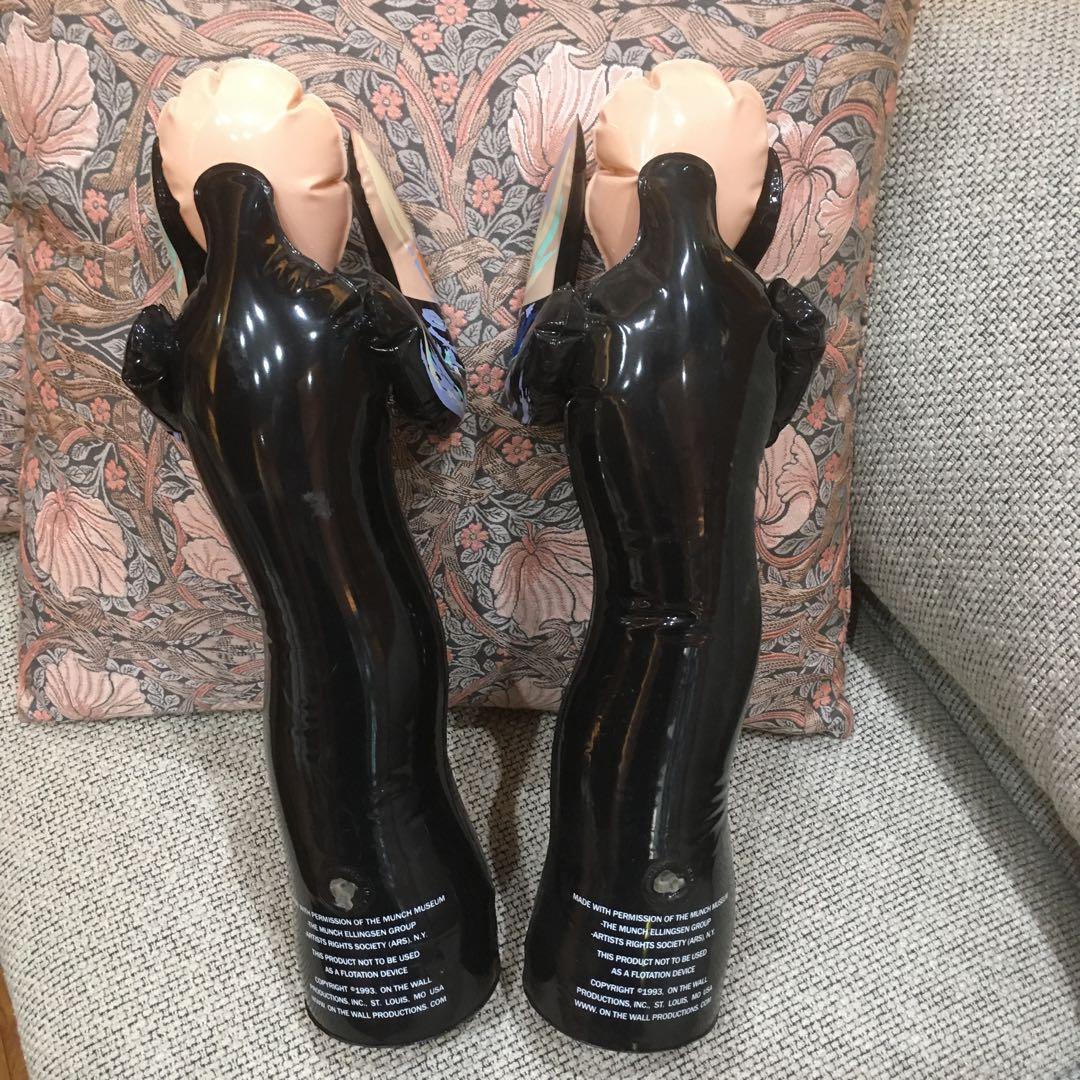 ムンクの「叫び」空気でふくらむ風船バルーン2体 - メルカリ