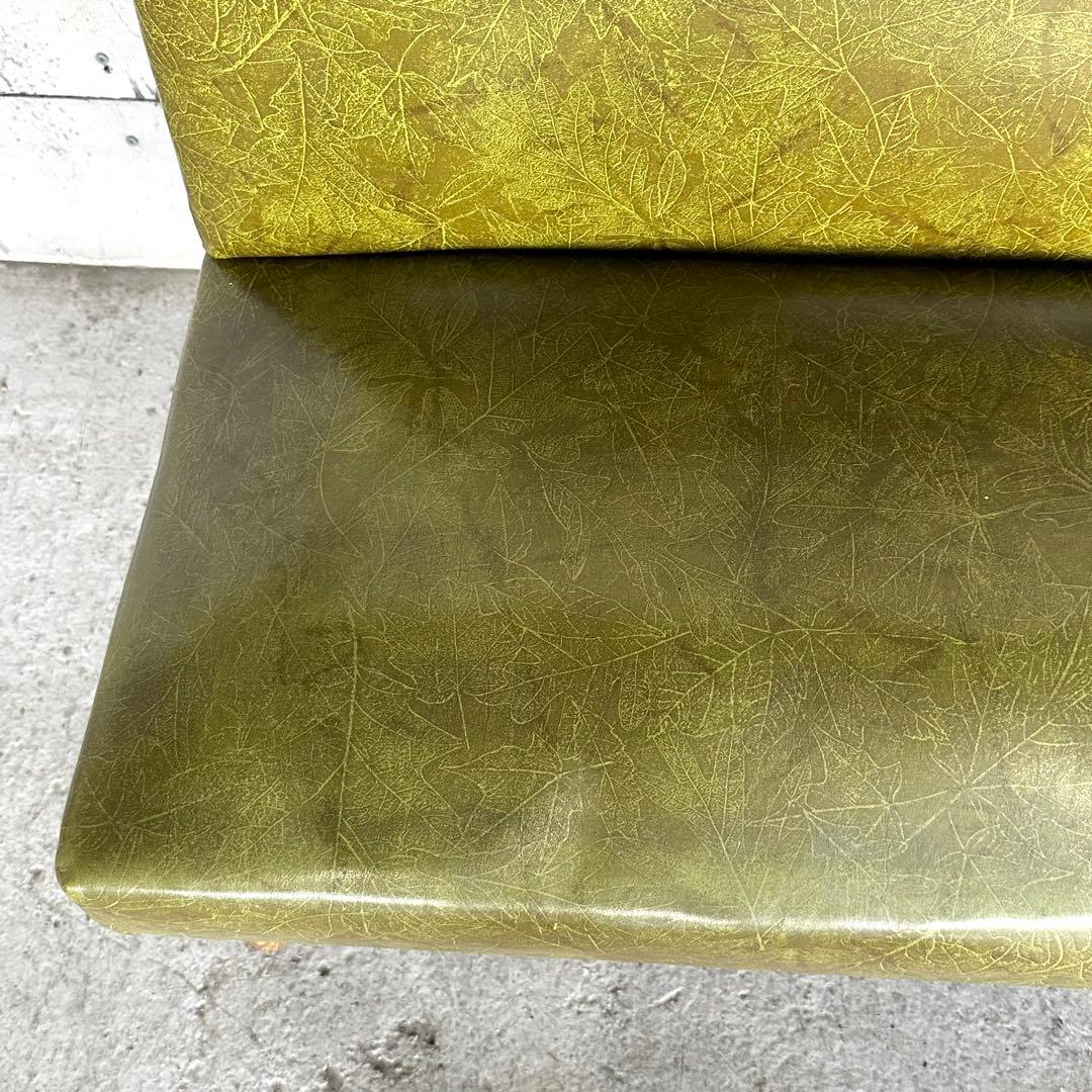 ✦1960-1970✦ 昭和レトロ 木製脚 ミッドセンチュリー ２人掛けソファー